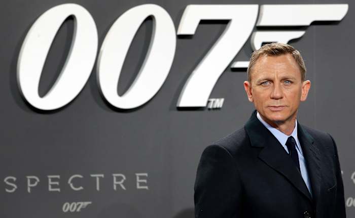Amazon MGM neemt creatieve teugels van James Bond en beëindigt een tijdperk van gezinscontrole van 007