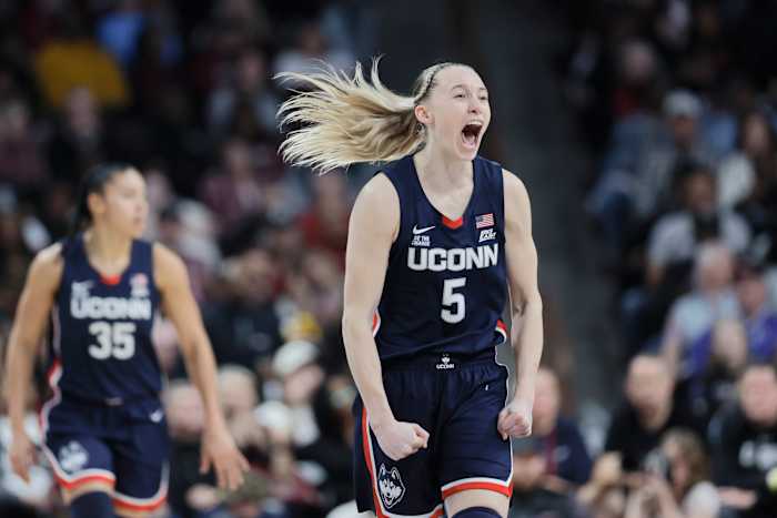 Azzi Fudd helpt nr. 7 UConn End No. 4 South Carolina's 71-game Home Win Streak met 87-58 rout