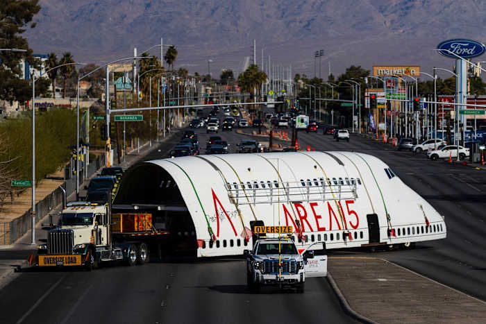 Burning Man Art Plane krijgt een nieuw leven als feestlocatie in Las Vegas