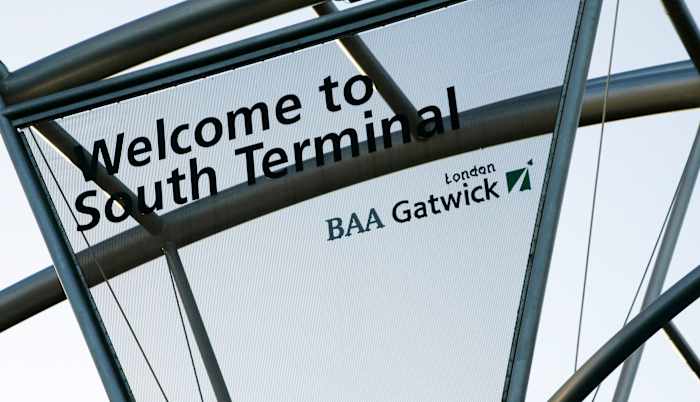 De Britse regering steunt voorlopig uitbreiding van Gatwick Airport, de op een na grootste land van het land