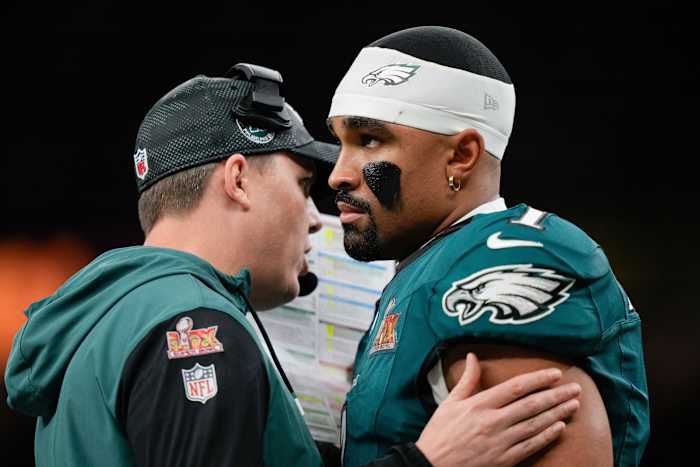 De Super Bowl-winnende coördinator van Eagles Kellen Moore wordt de hoofdcoach van Saints