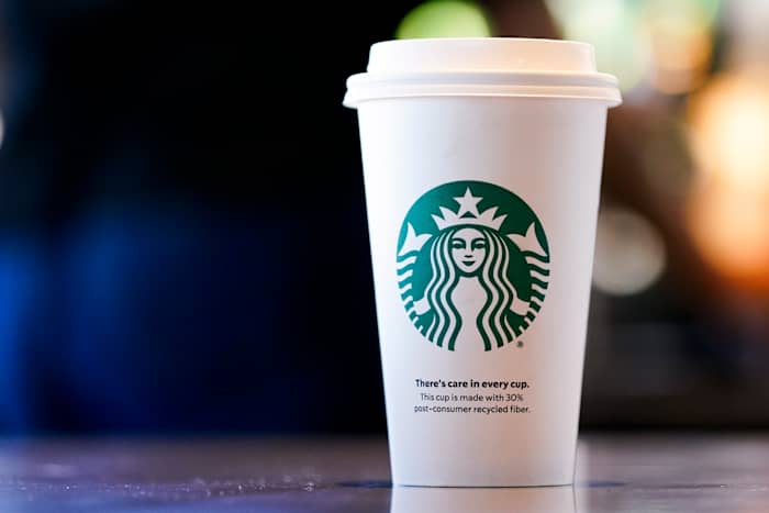 Een cafeïne -lift nodig na de Super Bowl? Starbucks die gratis koffie aanbiedt aan beloningsleden op maandag