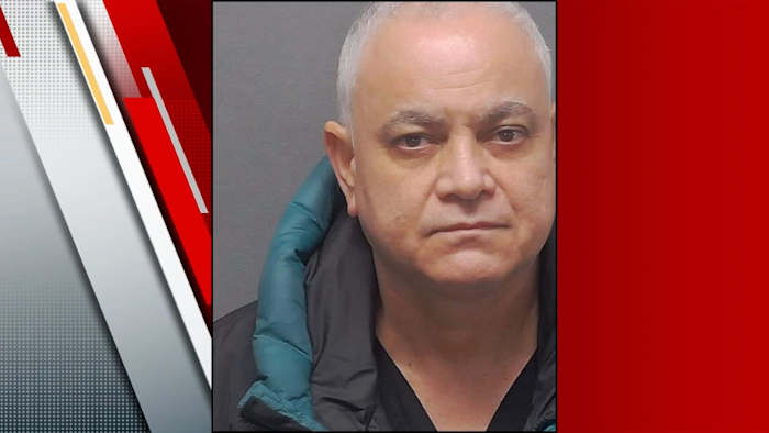 Gearresteerd man, beschuldigd van seksueel misbruikende vrouw tijdens massage in North Side Spa, zegt Affidavit