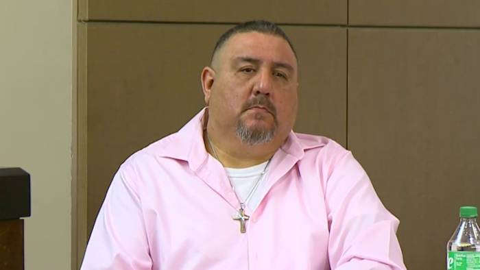 'I Don't Know': Bexar County Jury kijkt SAPD -interviewvideo's op voor de man die ervan wordt beschuldigd zijn vrouw te vermoorden