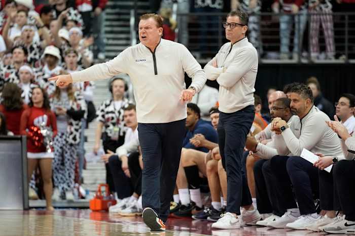 Illinois speelt door een veeleisend stuk met een virus dat meerdere spelers belemmert