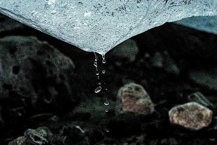 Klimaatverandering krimpt gletsjers sneller dan ooit, met 7 biljoen ton verloren sinds 2000