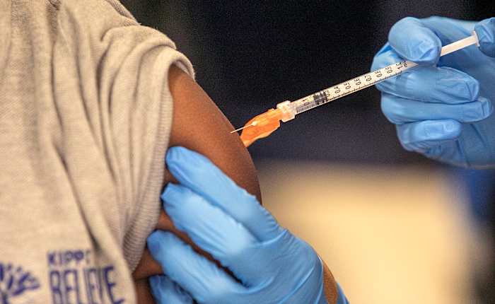 Louisiana om een ​​einde te maken aan de promotie van het massa -vaccin, zegt de beste gezondheidsambtenaar van de staat