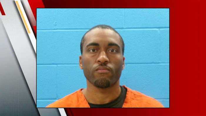 Man beschuldigd van mishandeling, onfatsoenlijke blootstelling aan gearresteerde Walmart -winkels, zegt de politie van Cibolo