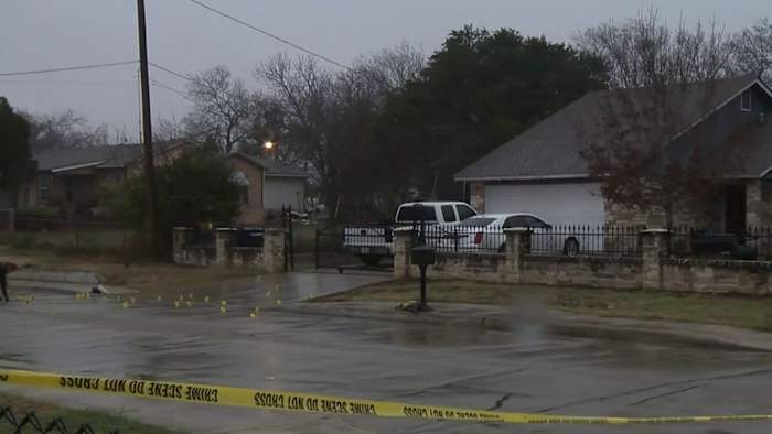 Niemand gewond na meerdere rondes die tijdens drive-by in de zuidwestelijke zij naar huis schoten, zegt de politie