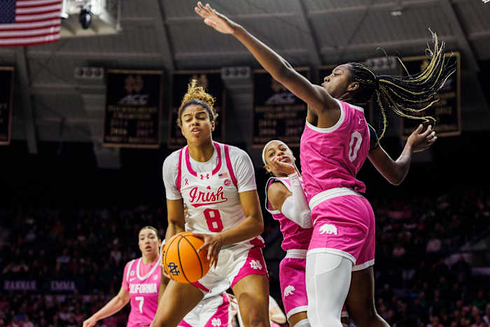 Nr. 2 Notre Dame -vrouwen hebben de beste rangorde in 6 jaar achter UCLA, South Carolina daalt tot 4e