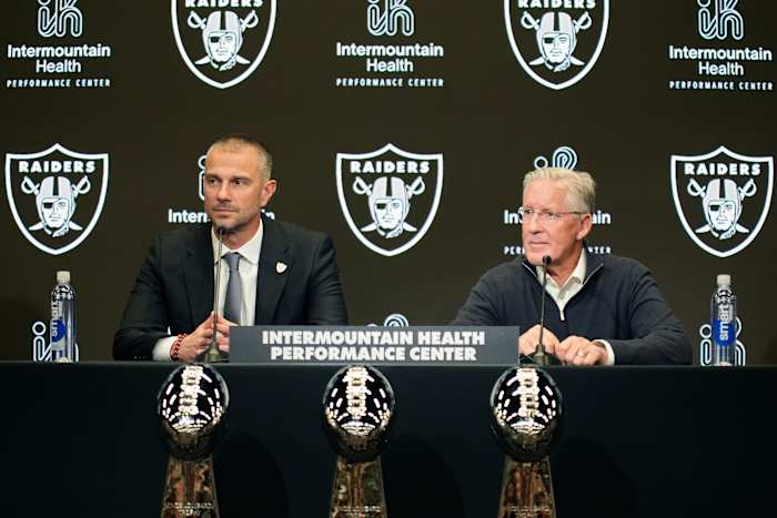 Raiders, cowboys en dolfijnen gaan nog een seizoen lang verwijderd van hun kampioenschapsdagen