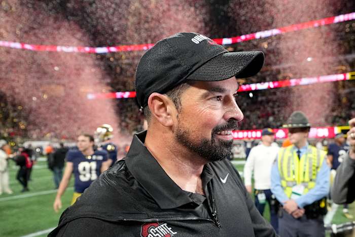 Ryan Day van Ohio State stemt ermee in om een ​​contractverlenging tot 2031 te betalen en hem jaarlijks $ 12,5 miljoen te betalen
