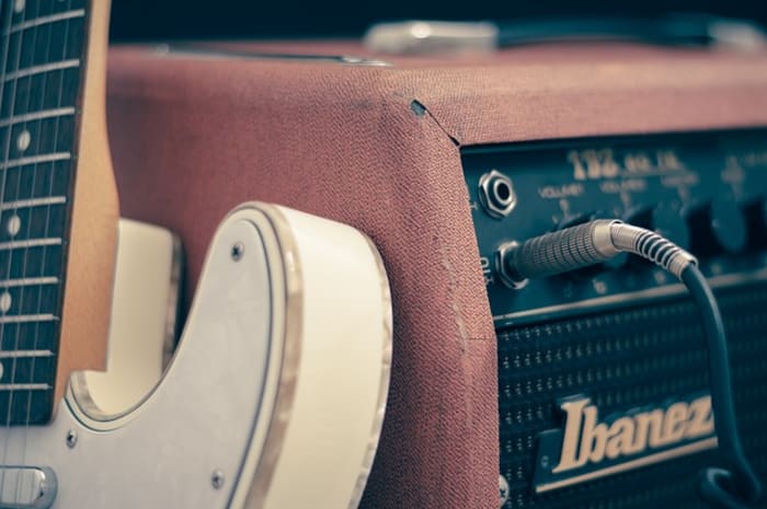 San Antonio High School neemt de eerste plaats in Metallica Band Competition