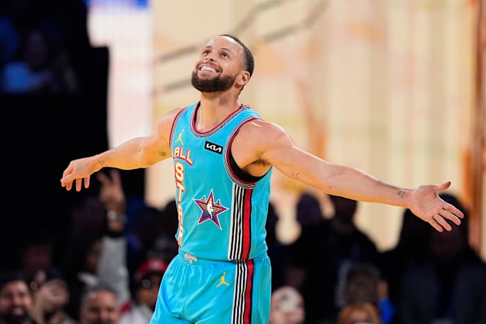 Stephen Curry legt thuis MVP-onderscheidingen vast in All-Star Game, leidt Shaq's OGS naar de overwinning
