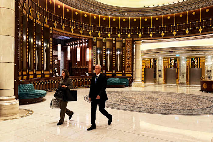 Top Russische en Amerikaanse functionarissen zijn klaar om gesprekken te voeren over Oekraïne -oorlog zonder Kiev