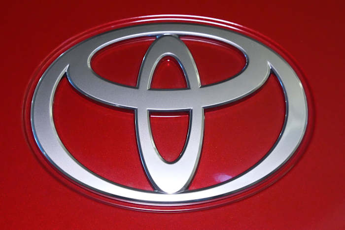 Toyota herschikt zijn bord en voegt auditors en buitenstaanders toe