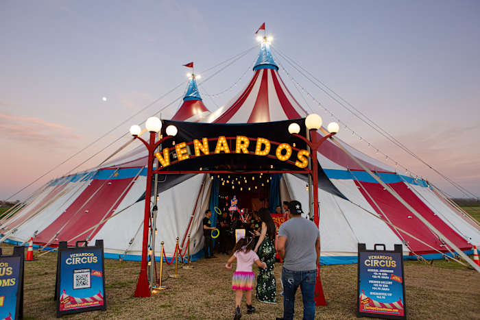 Venardos Circus brengt donderdag dierenvrij circus naar San Antonio
