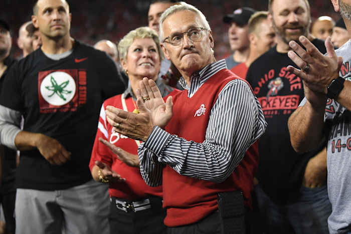 Voormalig Buckeyes voetbalcoach Jim Tressel genomineerd als de luitenant -gouverneur van Ohio