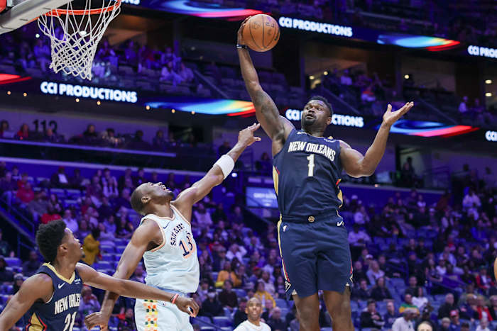 Zion Williamson bevoegd de pelikanen aan een 114-96 comeback-overwinning op de sporen