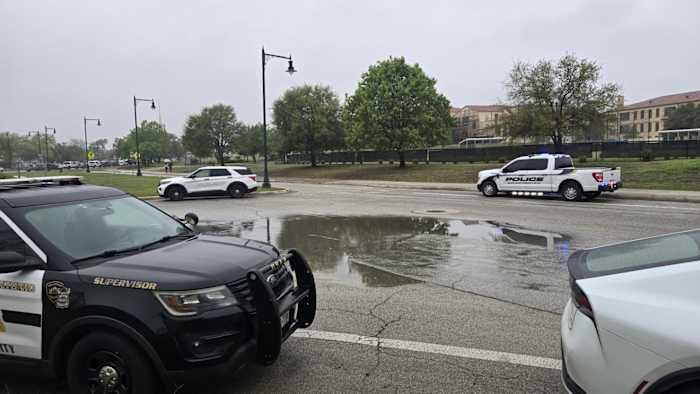 Body gevonden op de campus van Jefferson High School, zegt SAPD