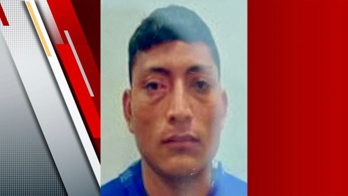 Boerne Police zoek verdachte die is gevlucht terwijl hij federaal bevel kreeg