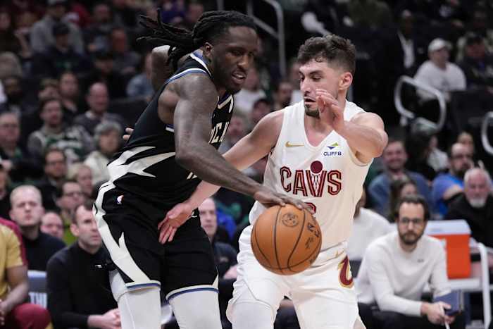 Cavaliers vertrouwen op scoringsbalans om Bucks 112-100 te verslaan voor de 14e opeenvolgende overwinning