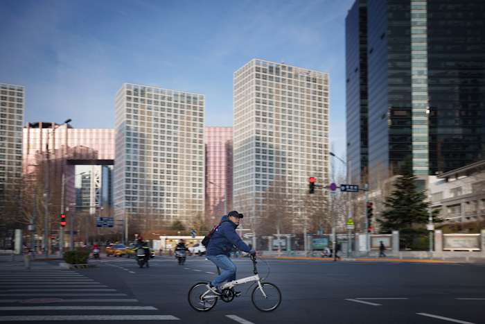 China die de export van de Amerikaanse boerderij naar vergelding kijkt, zegt Report, terwijl importeurs haasten om tarieven te verslaan