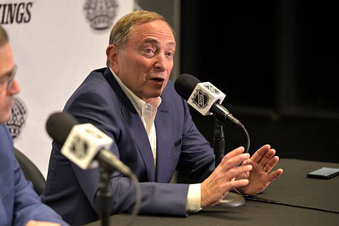 Commissaris Gary Bettman zegt dat de NHL en NHLPA begin april met CBA -gesprekken zullen beginnen