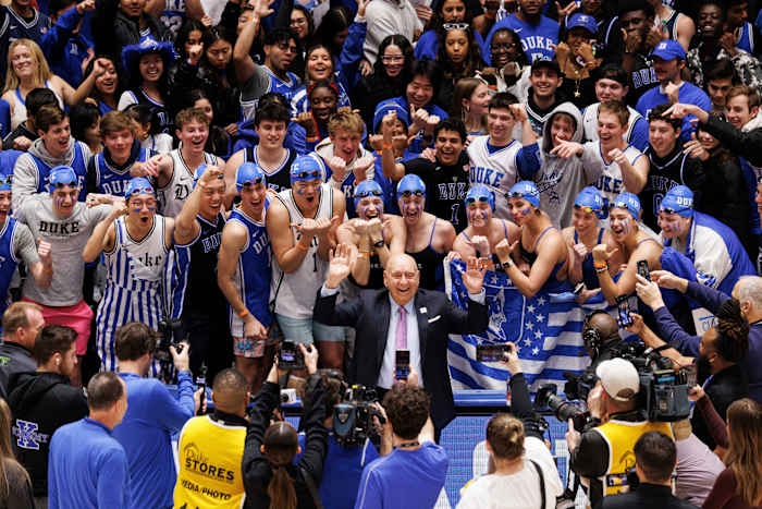 Dick Vitale verscheurt ACC Championship -uitzending terwijl hij praat over recente kankergevechten