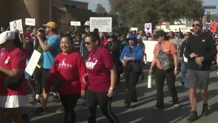 Duizenden marcheren in San Antonio voor César E. Chávez March for Justice
