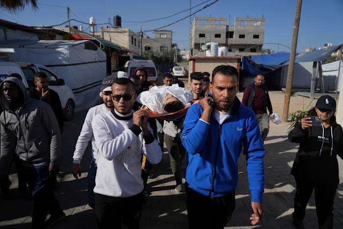 'Eid of Sadness': Palestijnen in Gaza Mark Muslim Holiday met afnemende voedsel en geen einde aan oorlog