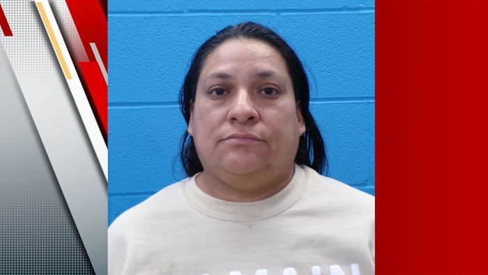 Gearresteerd vrouw, beschuldigd van het verwaarlozen van de persoon met een handicap, zegt het kantoor van de sheriff