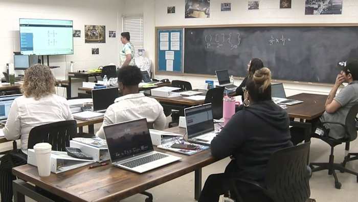 Goodwill San Antonio lanceert de fabricagebootcamp om de kloof te herstellen in vacatures