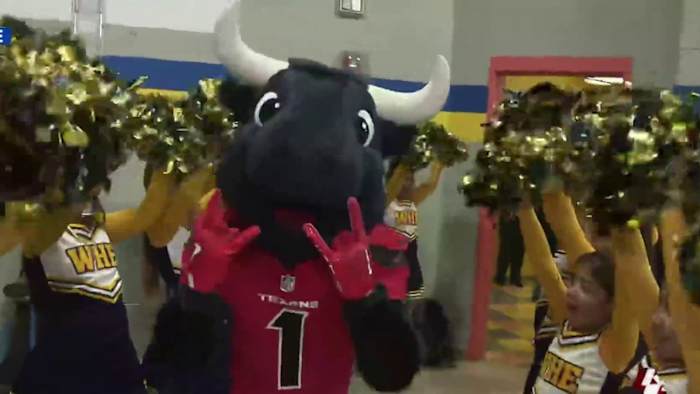 Houston Texanen pakken lezen op San Antonio ISD Schools aan