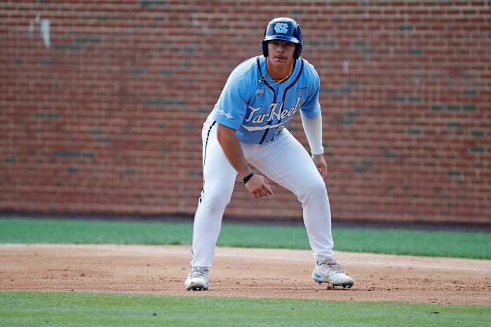 Judge ontkent het bod van Alberto Osuna op het bevel terwijl hij probeert honkbal te spelen voor Tennessee