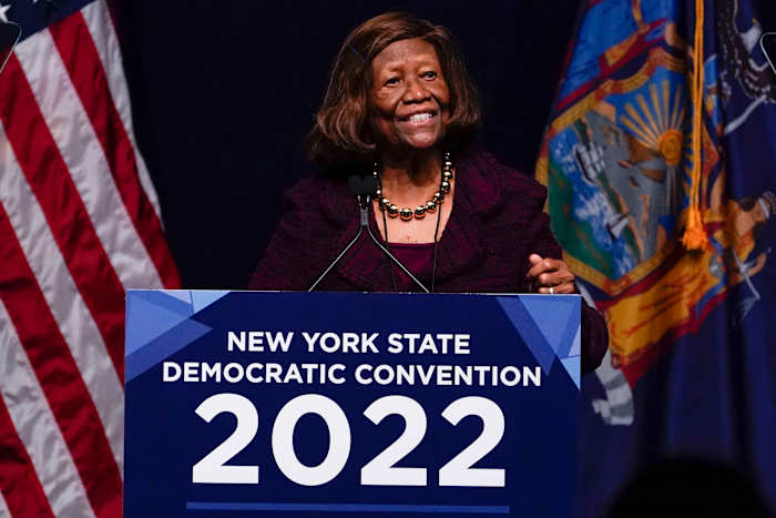 Lifelong New York Civil Rights Advocate en NAACP -leider Hazel Dukes sterft op 92