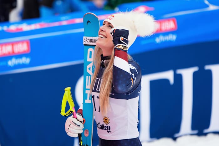 Lindsey Vonn wordt 2e in de laatste Wereldbekerrace van haar comeback-seizoen, Lara Gut-Behrami wint