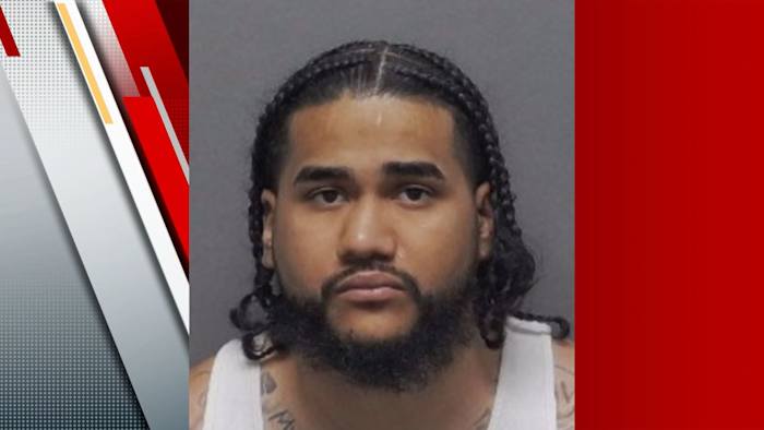 Man gearresteerd, beschuldigd van het neerschieten van ex-vriendin buiten Southeast Side Bar, zegt Affidavit