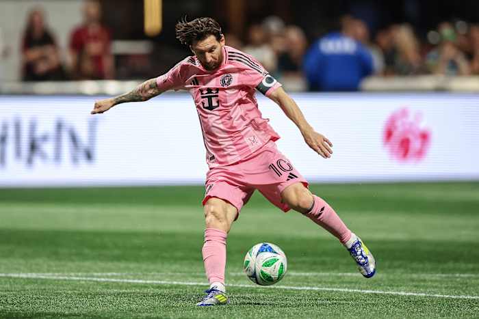 Messi uit Wereldbeker kwalificaties tegen Uruguay en Brazilië vanwege adductor -letsel