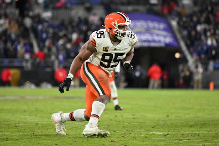 Myles Garrett denkt dat Browns na uitbreiding op een betere plek is, discussies over de toekomst van het team