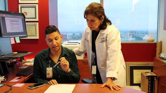 Onderzoekers zoeken overlevenden van Spaanse kanker voor studie over het leven na de behandeling