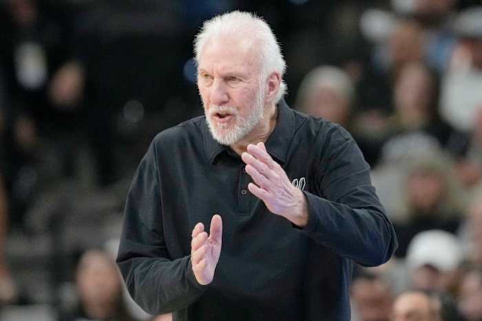 Popovich zegt dat hij dit seizoen niet zal terugkeren naar de Spurs, hoopt in de toekomst te coachen