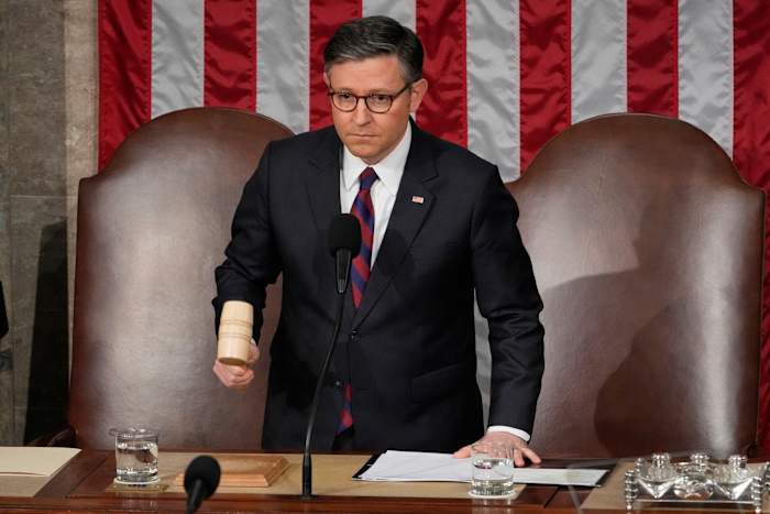 Republikeinen marcheren vooruit met een overheidsfinancieringswet ondanks democratische oppositie