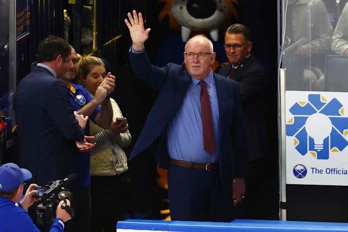 Ruff richt zich op het afwerken van taak om de Sabres volgend jaar na de 600e overwinning als Buffalo's Coach te repareren