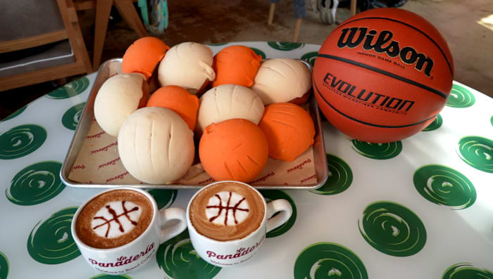 San Antonio-restaurants met een definitieve traktaties en deals met vier thema