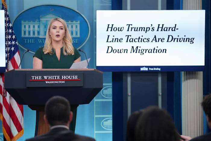 Semisonische objecten naar het Witte Huis met behulp van hun nummer 'Sluiting Time': 'Je hebt het punt gemist'