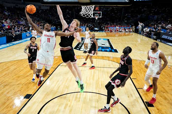 Siue's Ray'Sean Taylor brak in tranen af ​​na NCAA -verlies. De kans om te spelen betekende zoveel