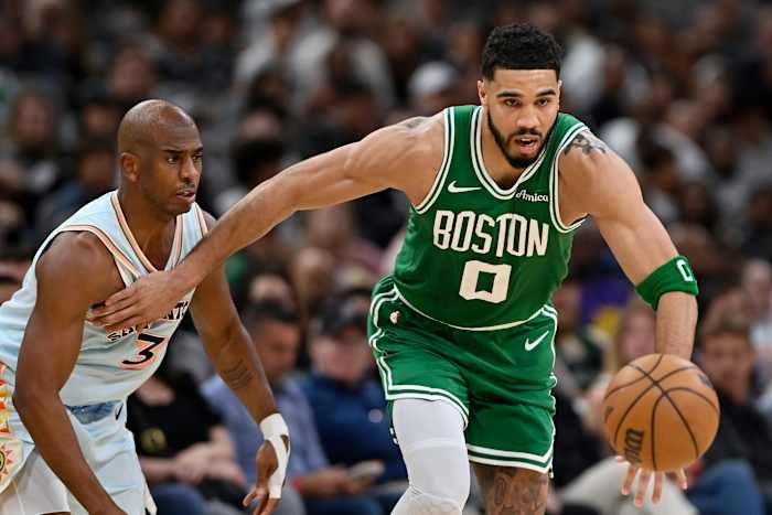 Tatum's 29 punten, 10 rebounds bevoegd Celtics voorbij Spurs voor de achtste rechte overwinning, 121-111