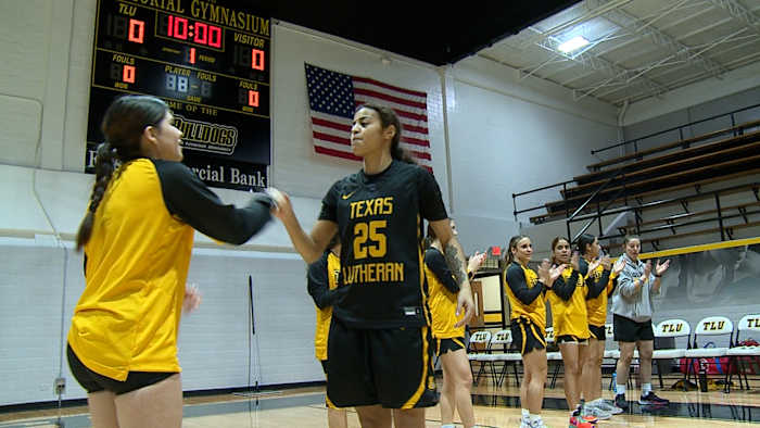 Texas Lutheran University Dames basketbal Capture reguliere seizoensdivisietitel