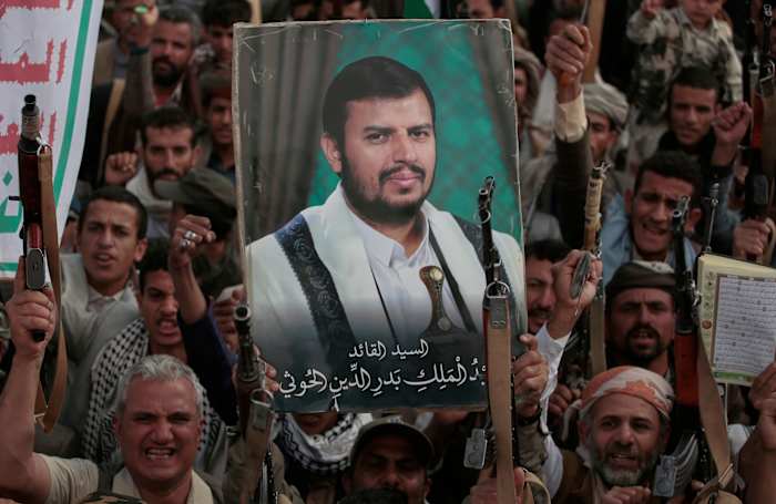 Trump waarschuwt Iran dat het 'consequenties' zal ondervinden van verdere aanvallen van de Houthi -rebellen van Jemen